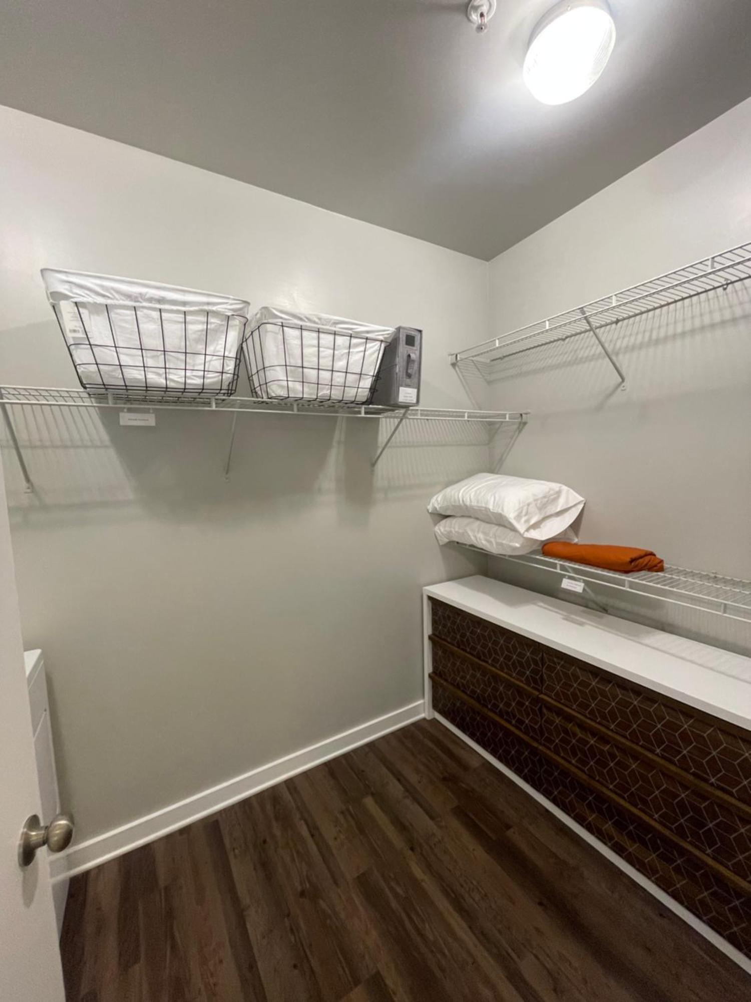 King Bed, Beltline Eastside Trail - Pets Welcome!